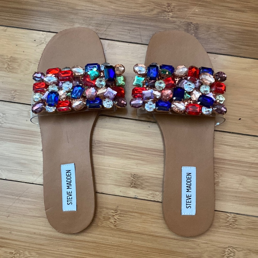NWT! Bedazzled and Bejeweled Steve Madden Slide Sandals - 7